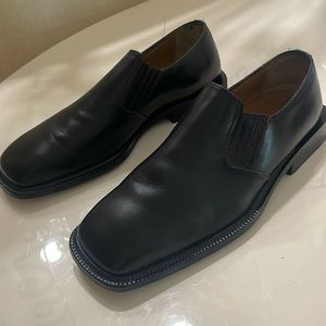 Luis Vuitton men’s black leather shoes